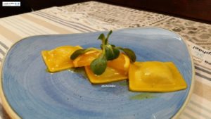 Raviolacci di branzino al profumo di agrumi